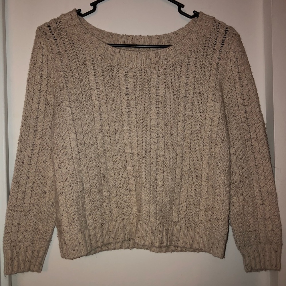 Cute and warm cropped sweater
